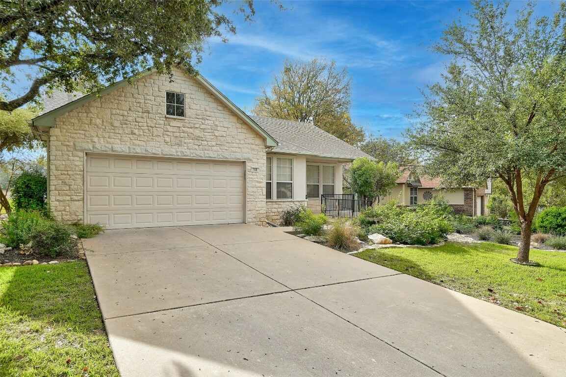 Property Photo:  108 Larkspur Lane  TX 78633 