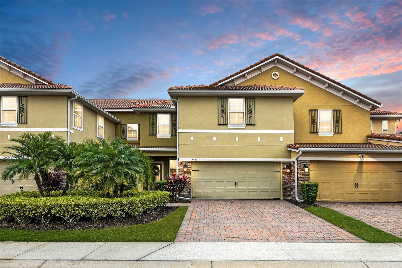 Property Photo: 5641 Siracusa Lane FL 32771