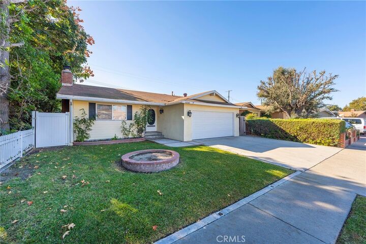 Property Photo:  8340 E Hendrie Street  CA 90808
