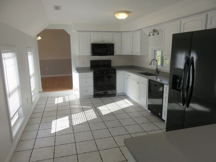 Property Photo:  61 Broadway St 61  MA 01886 