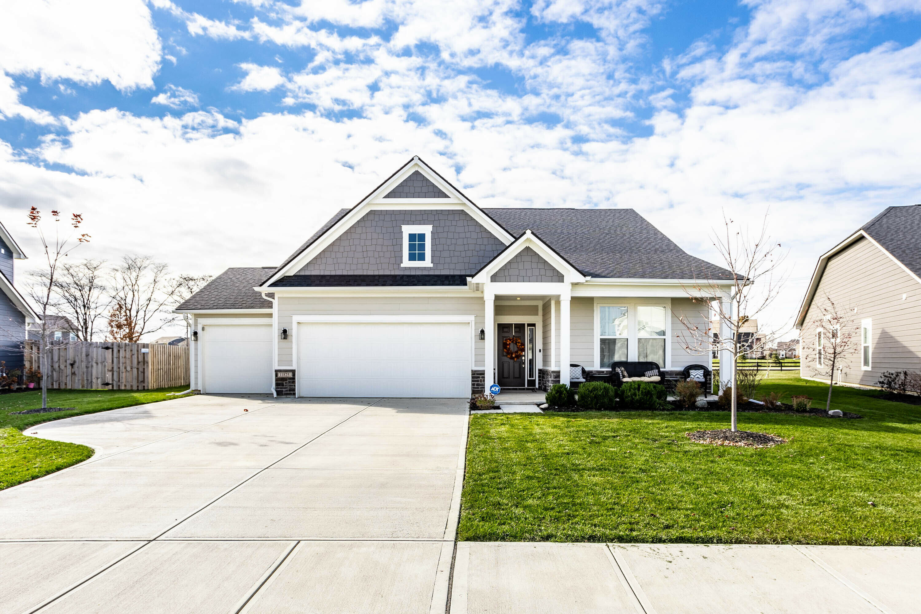 Property Photo: 11825 Redpoll Trail IN 46060