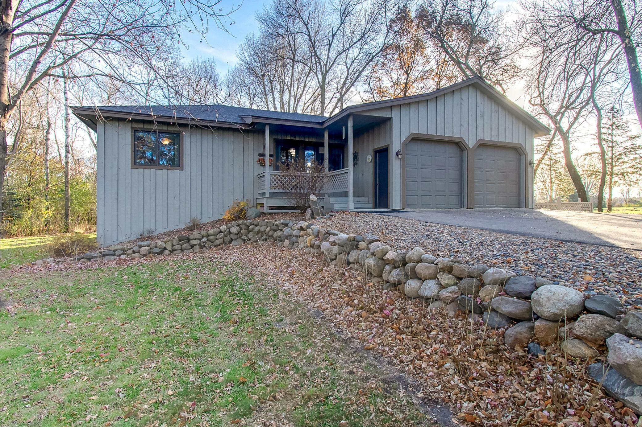 Property Photo:  3215 North Avenue  MN 55057 