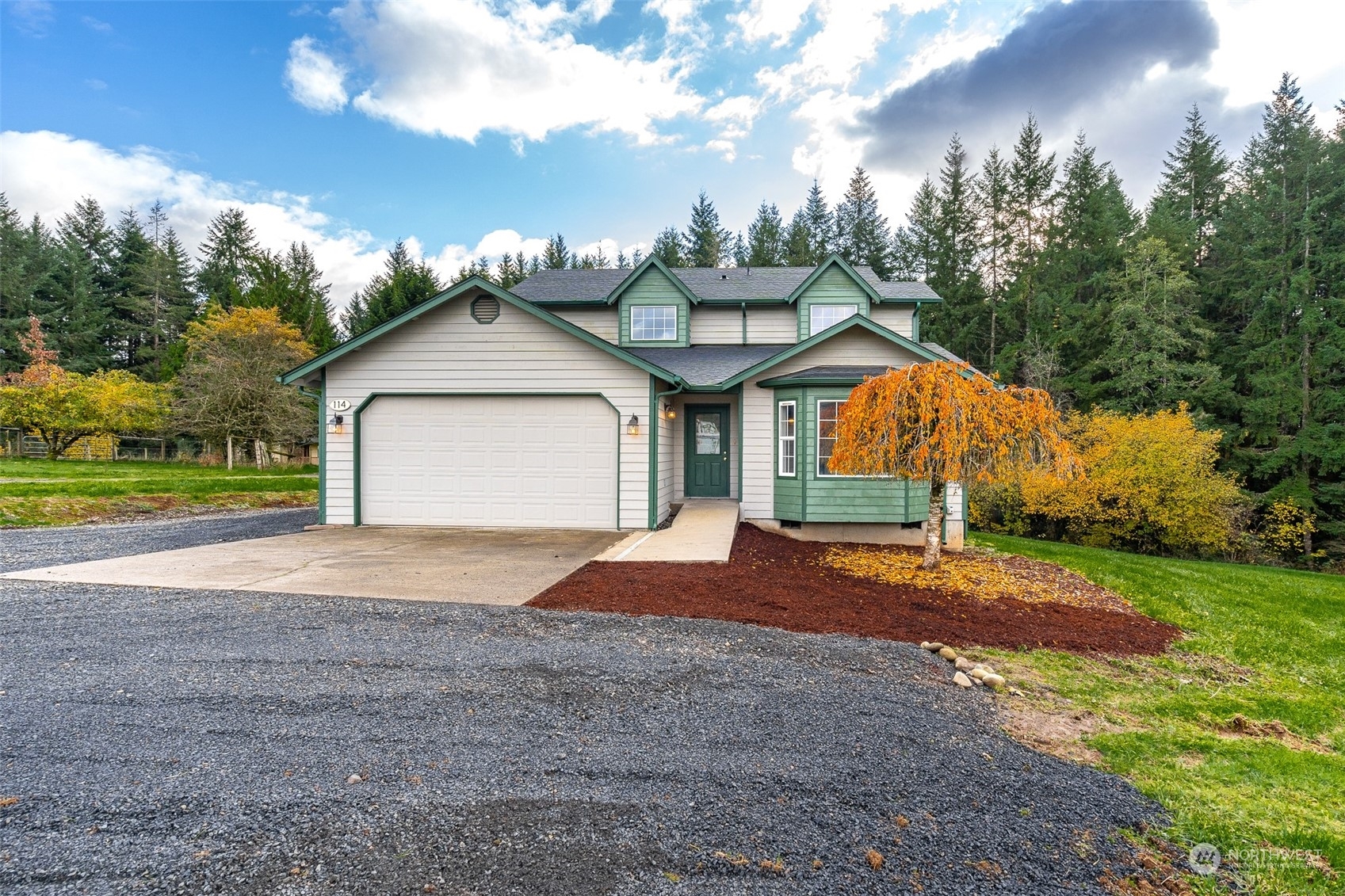 Property Photo:  114 Juanita Ln  WA 98532 