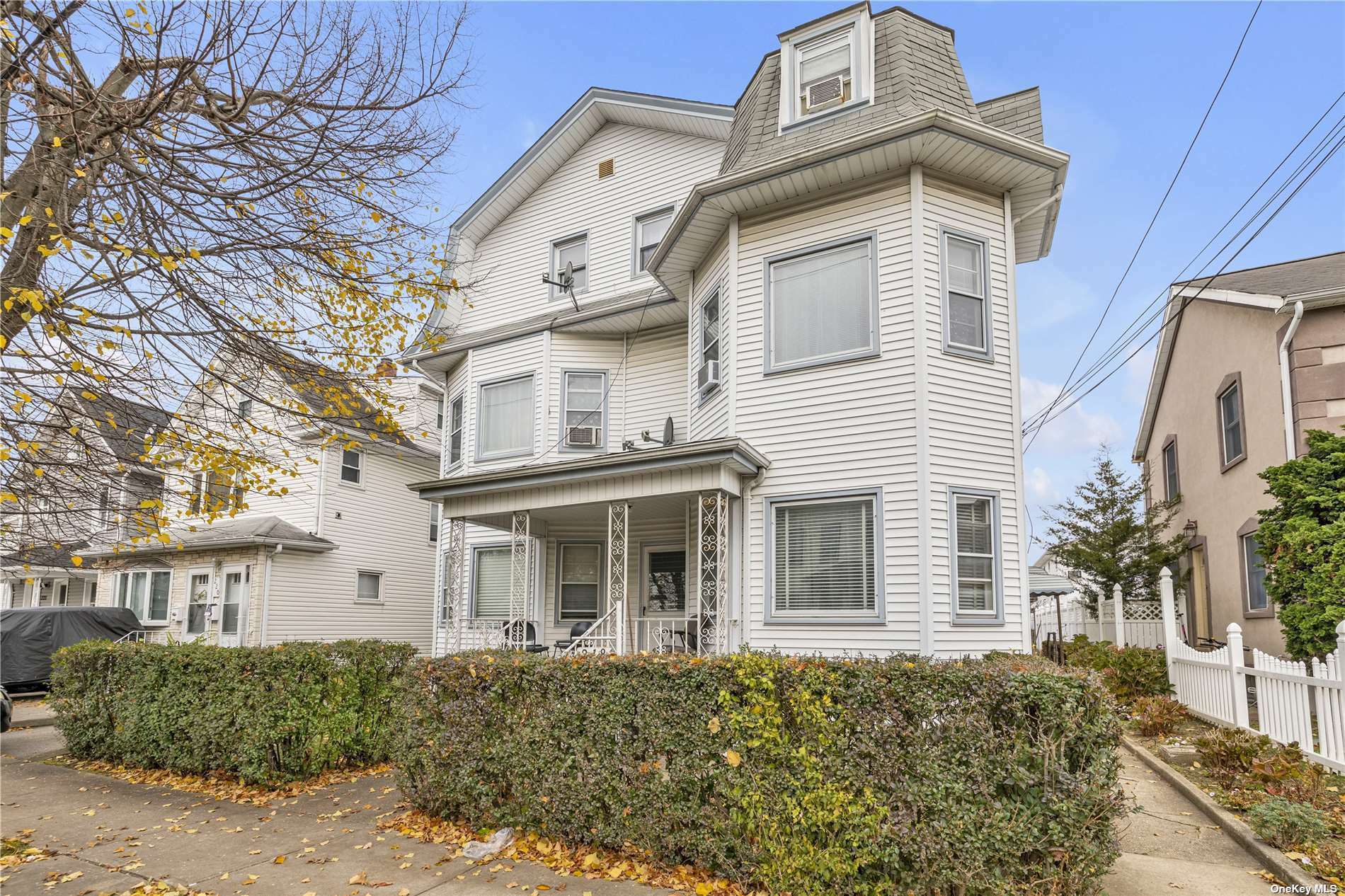 Property Photo:  218 Lincoln Avenue  NY 11501 