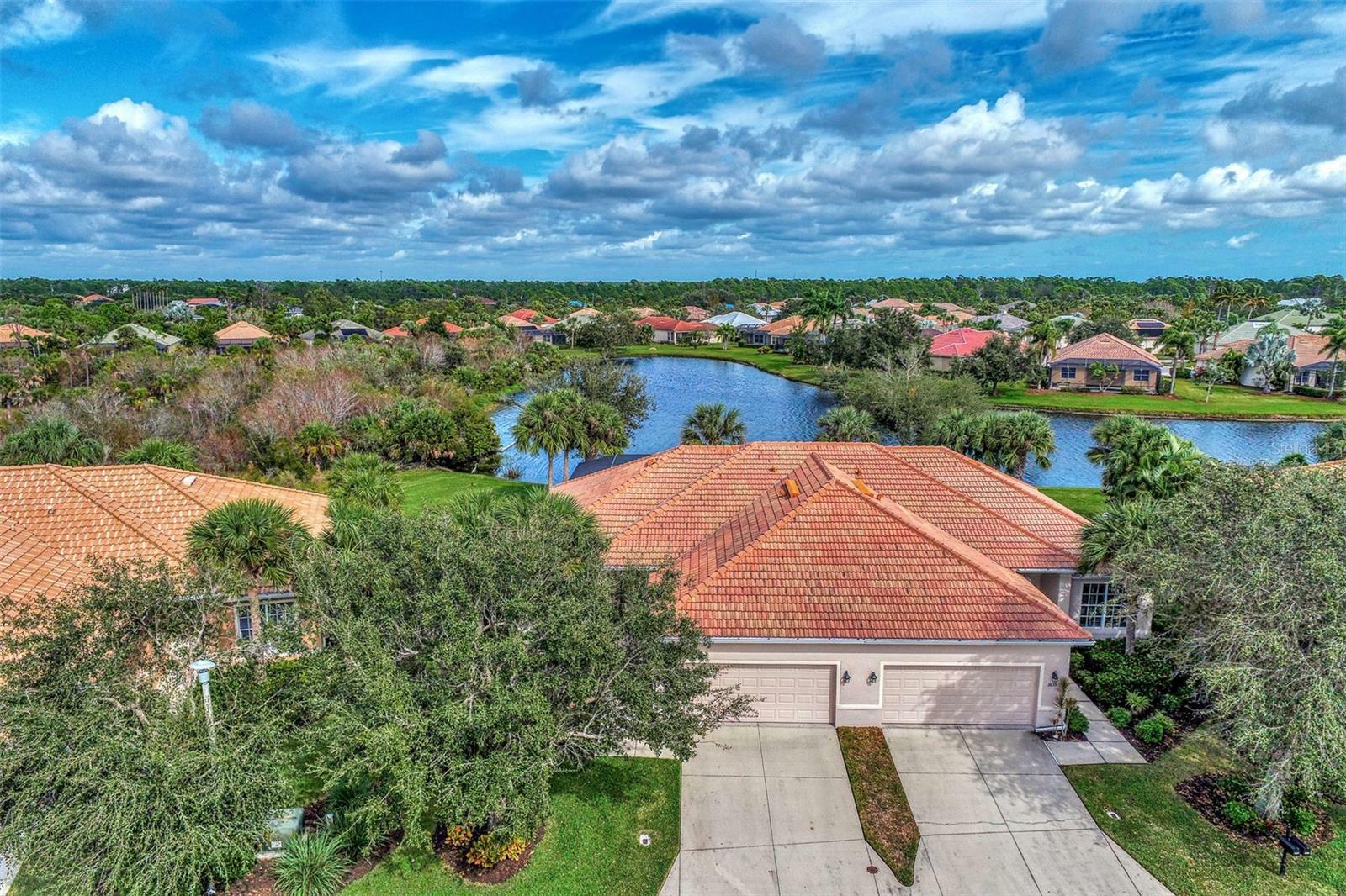 Property Photo:  2627 Wax Myrtle Court  FL 33953 