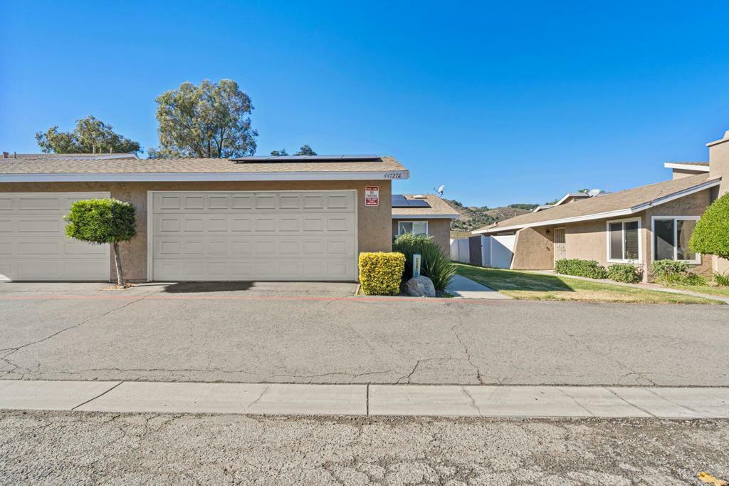 Property Photo: 44727 La Paz A CA 92592