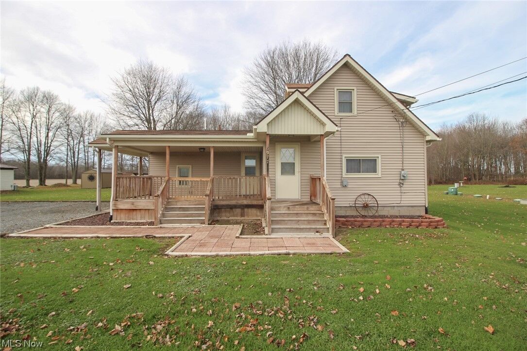 Property Photo:  6977 Youngstown Kingsville Road  OH 44417 