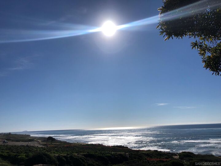 Property Photo: 4414 Ladera St CA 92107