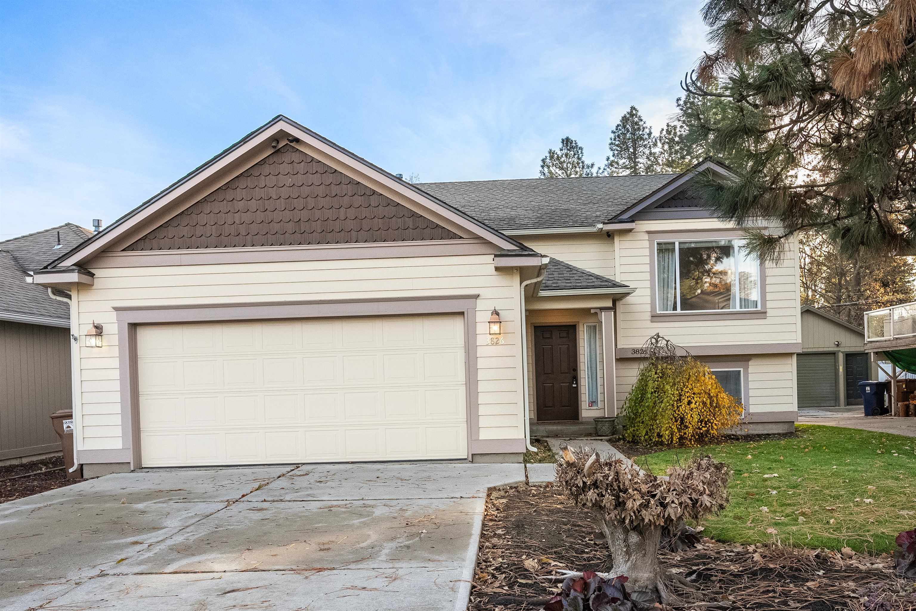 Property Photo: 3826 E 33rd Ave WA 99223