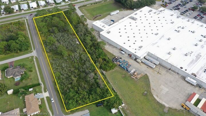 Property Photo:  3237 Schumacher Road  FL 33872 