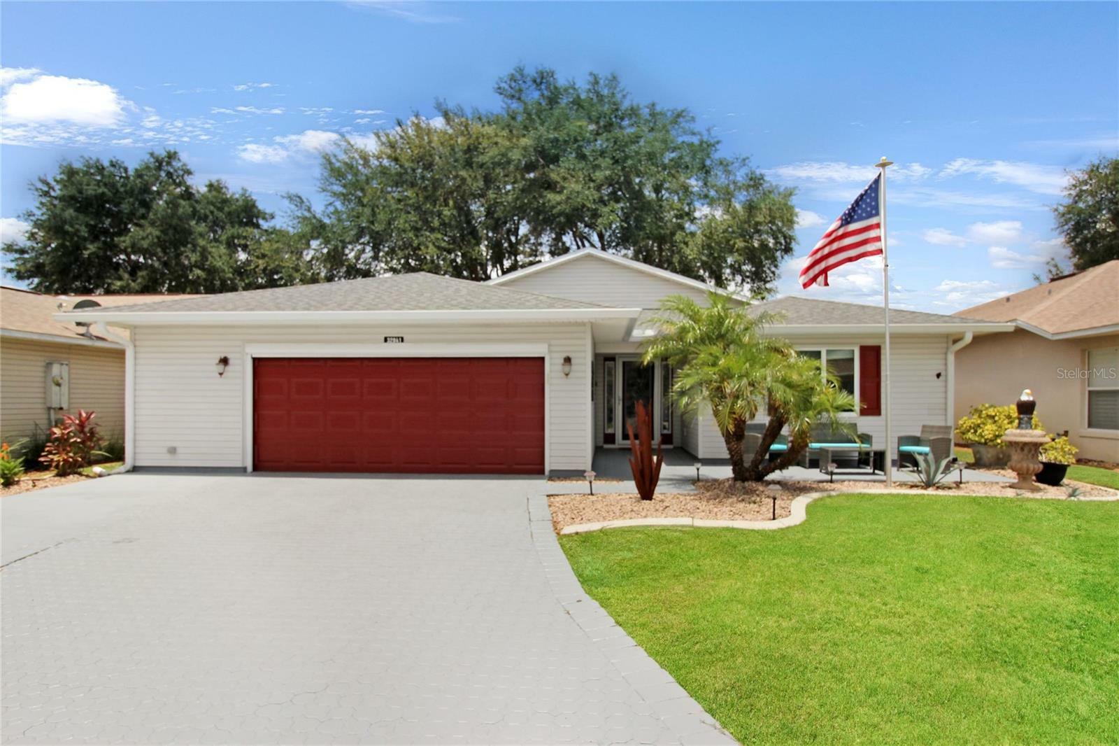 Property Photo:  32841 Timberwood Drive  FL 34748 