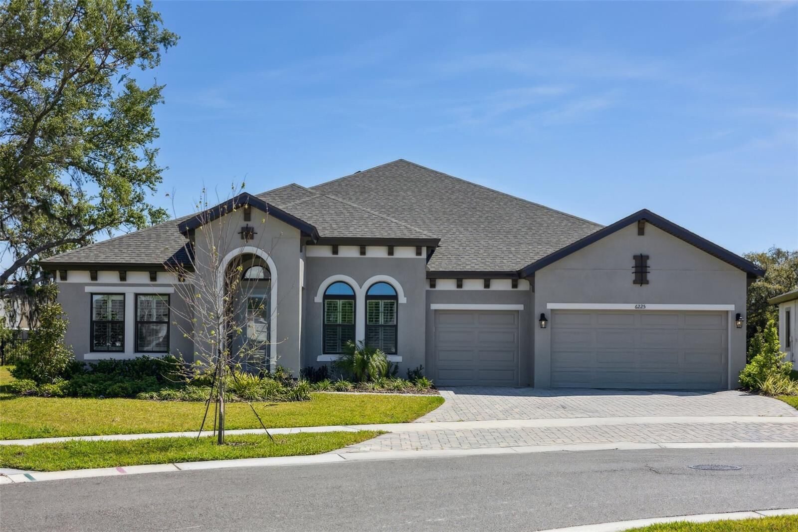 Property Photo:  6225 Hidden Branch Drive  FL 33572 