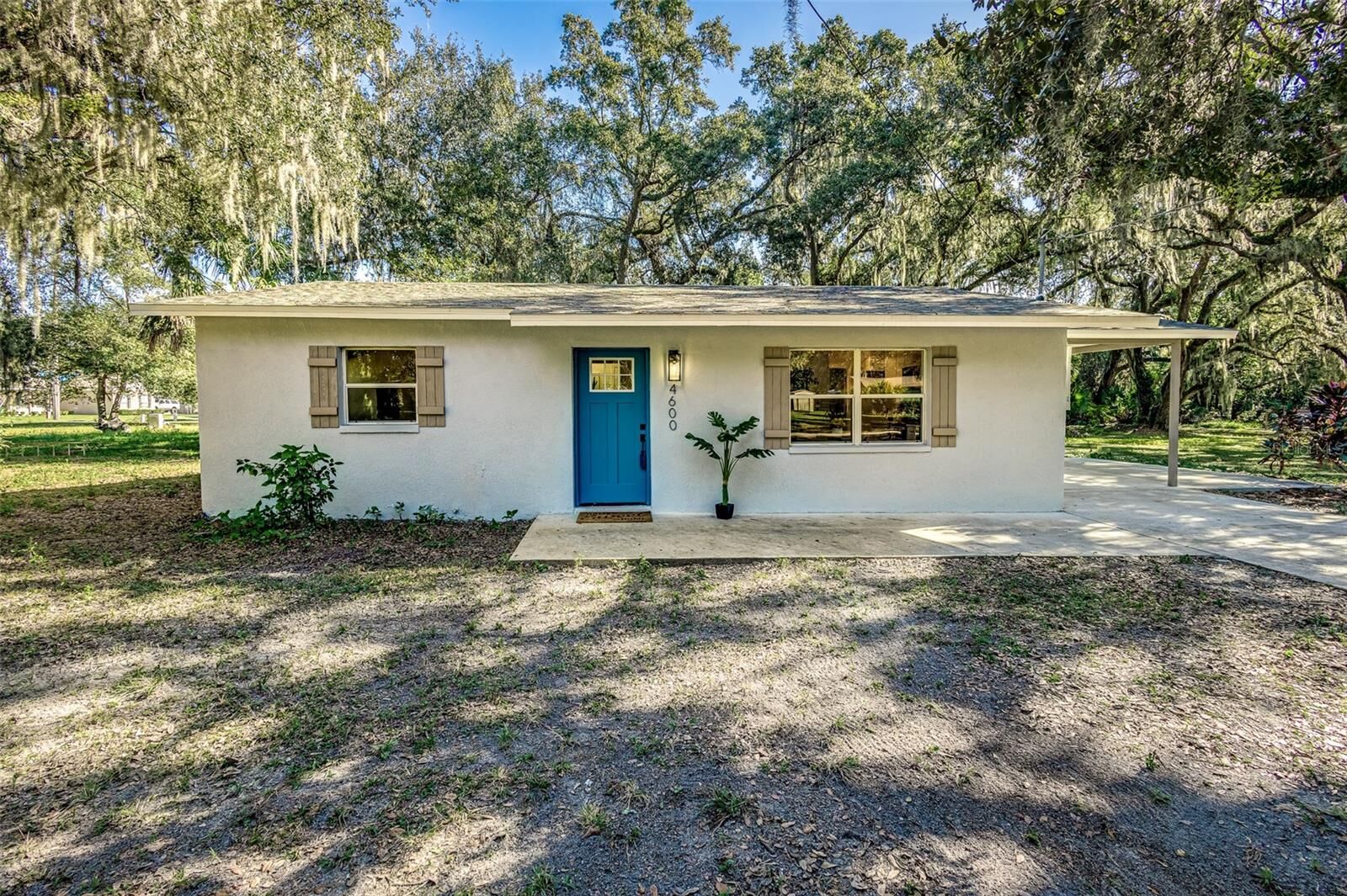 Property Photo: 4600 Horton Road FL 33567