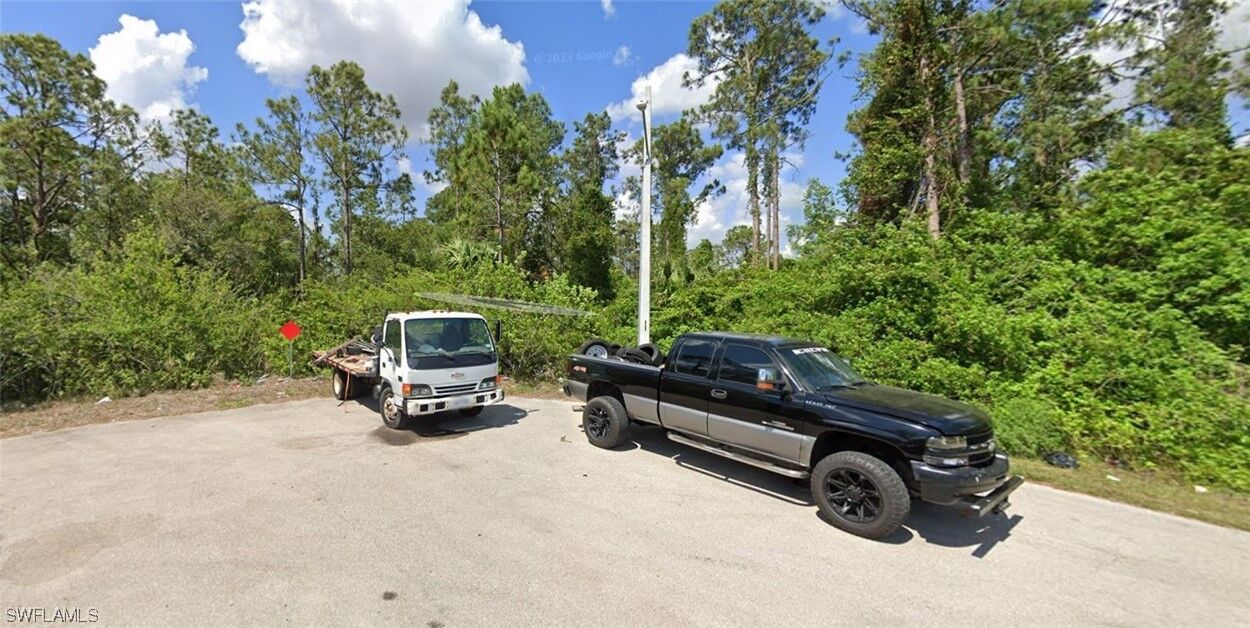 Property Photo:  2012 Raber Court  FL 33972 