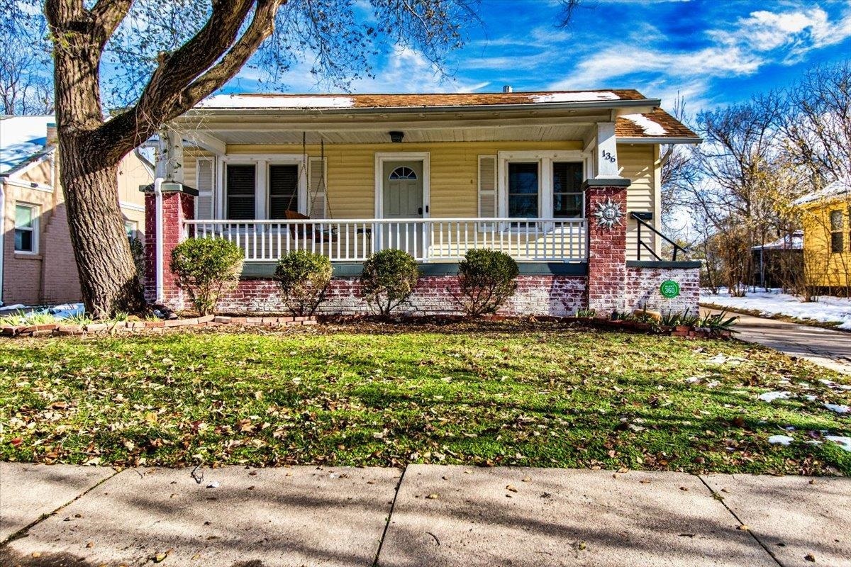 Property Photo:  136 N Richmond Ave  KS 67203 