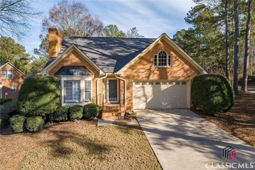 Property Photo:  121 Woodhaven Court  GA 30606 