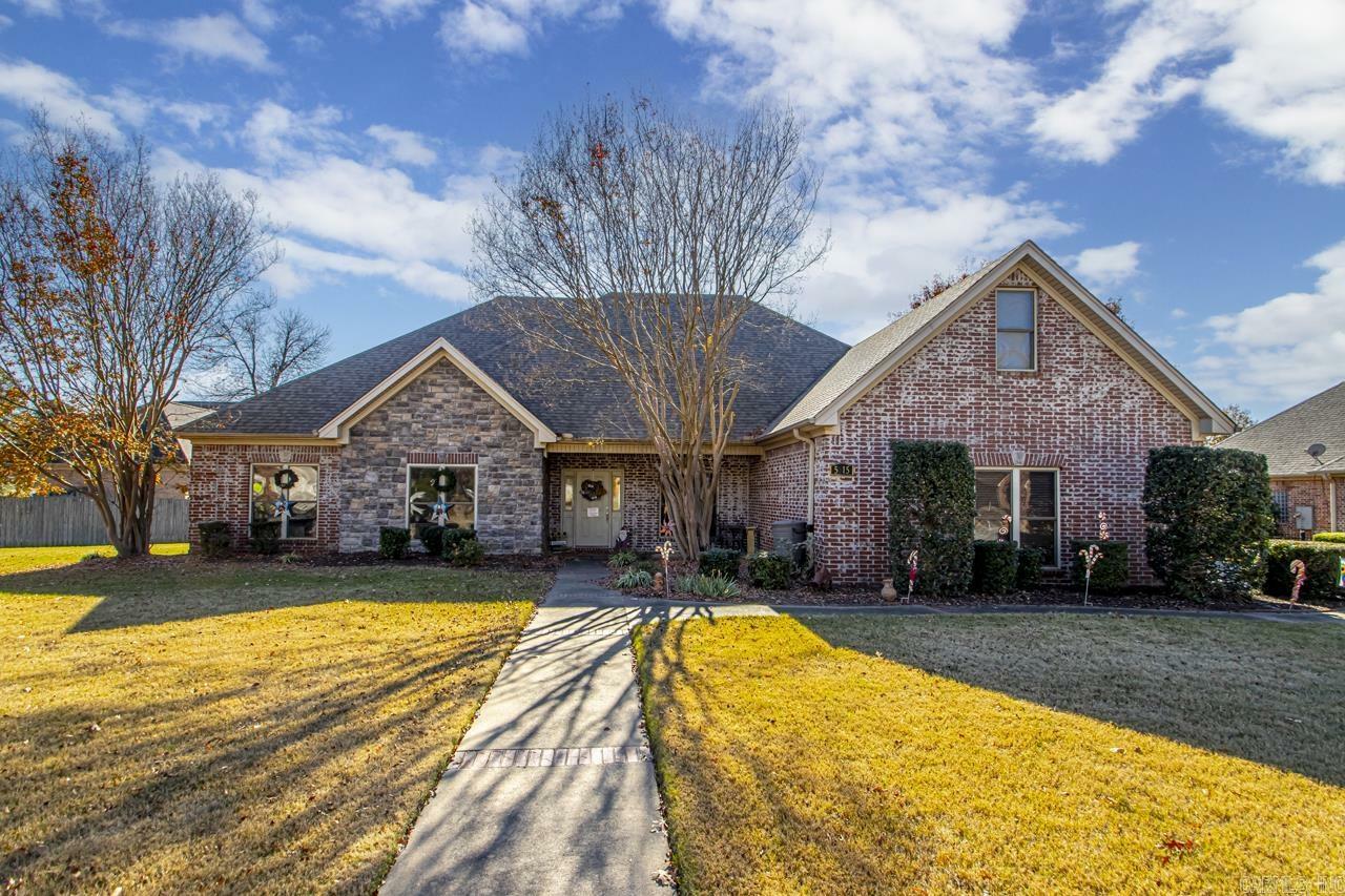 Property Photo:  5015 Carribean Dr W  AR 72019 