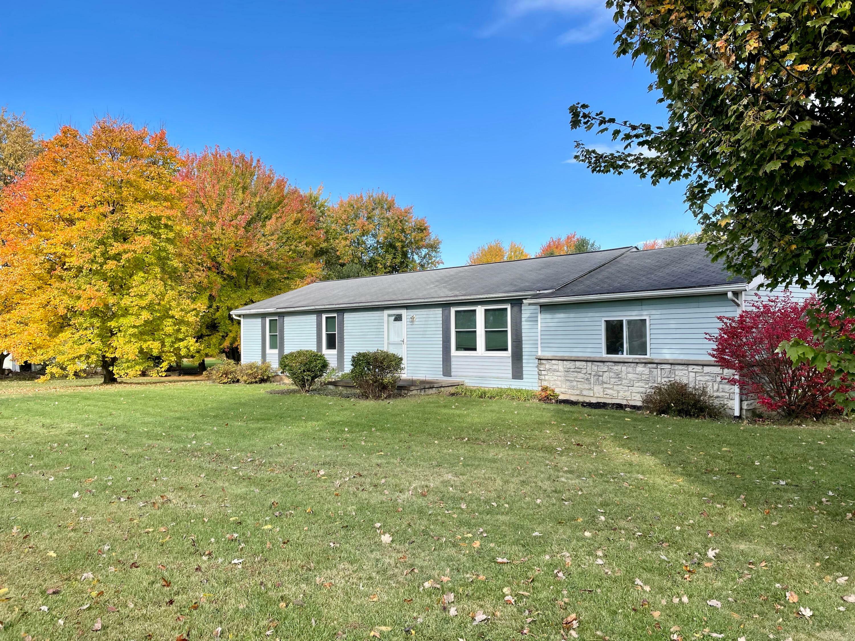 Property Photo: 9562 Marysville Road OH 43061
