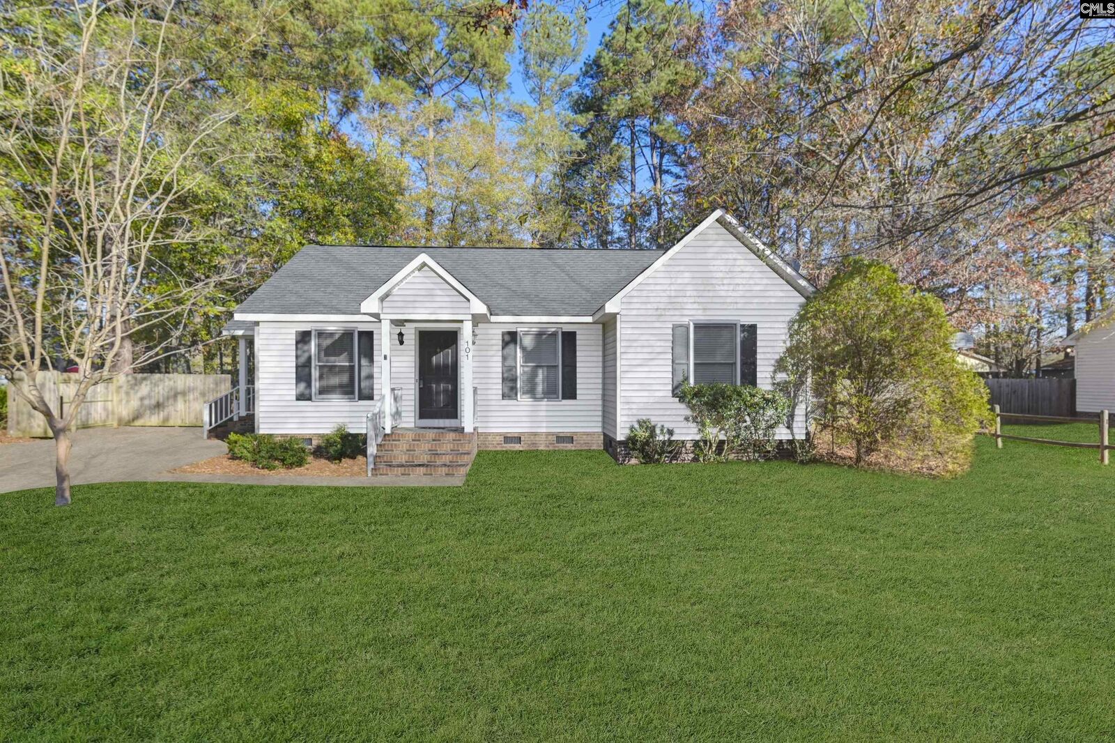 Property Photo: 101 Falcon Crest SC 29078
