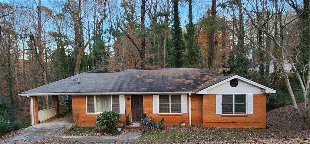 Property Photo:  1300 Aniwaka Avenue SW  GA 30311 