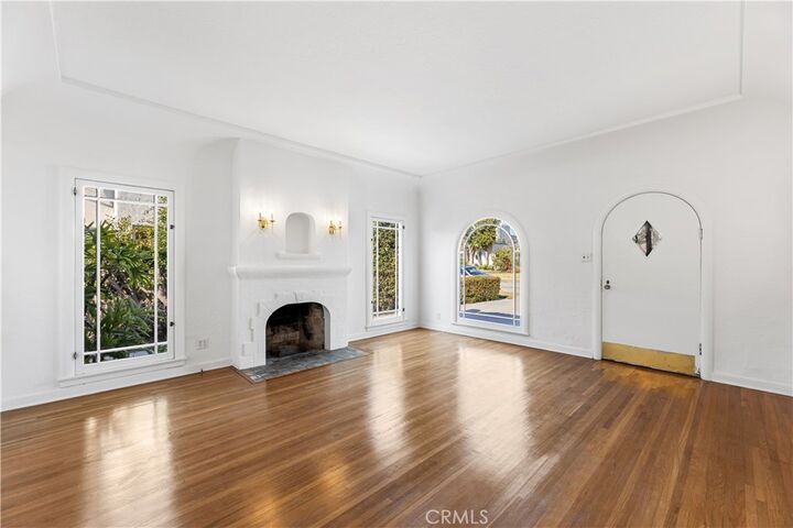 Property Photo:  1535 S Carmelina Avenue  CA 90025