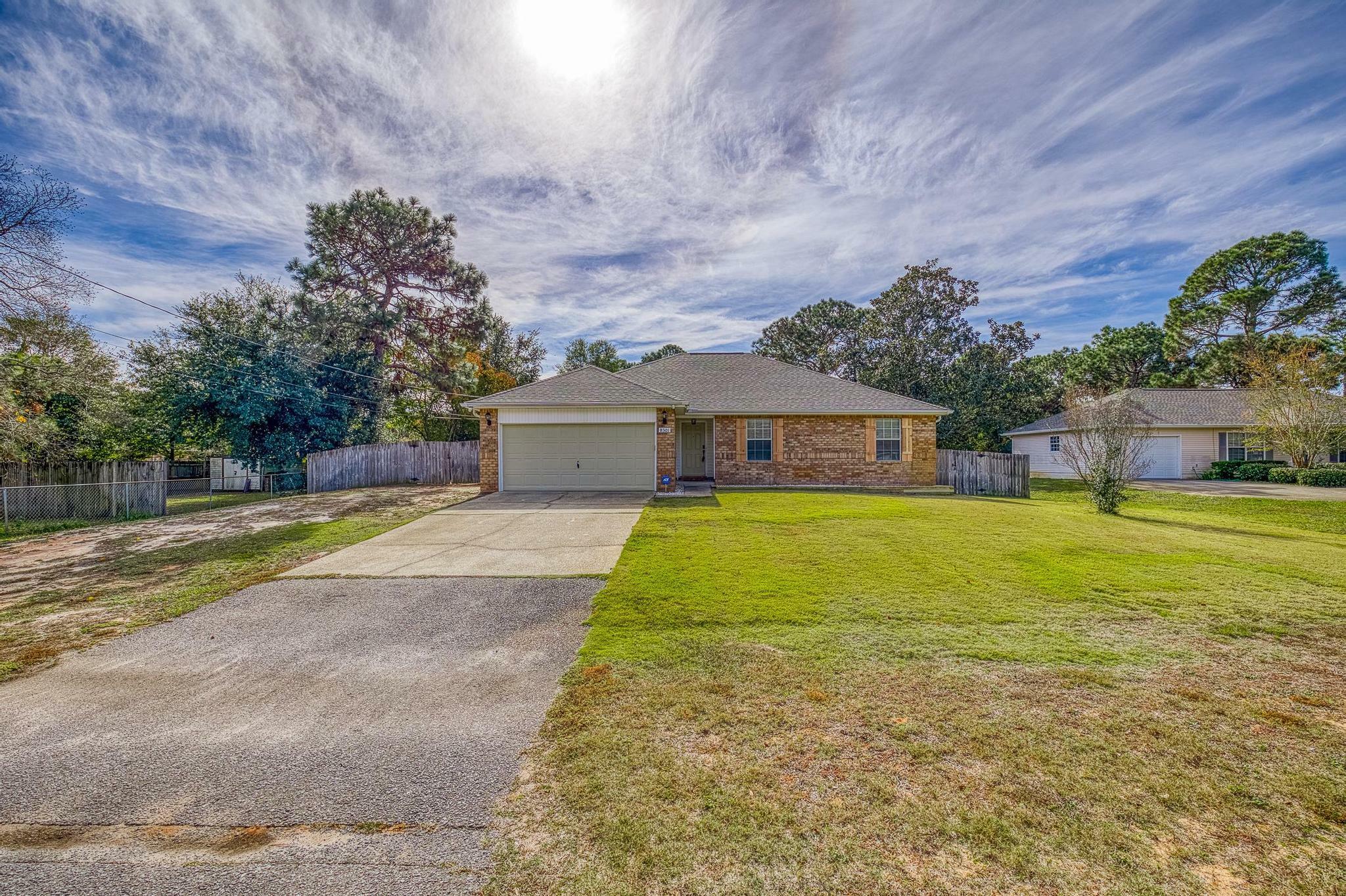 Property Photo: 8301 Beleza Street FL 32566