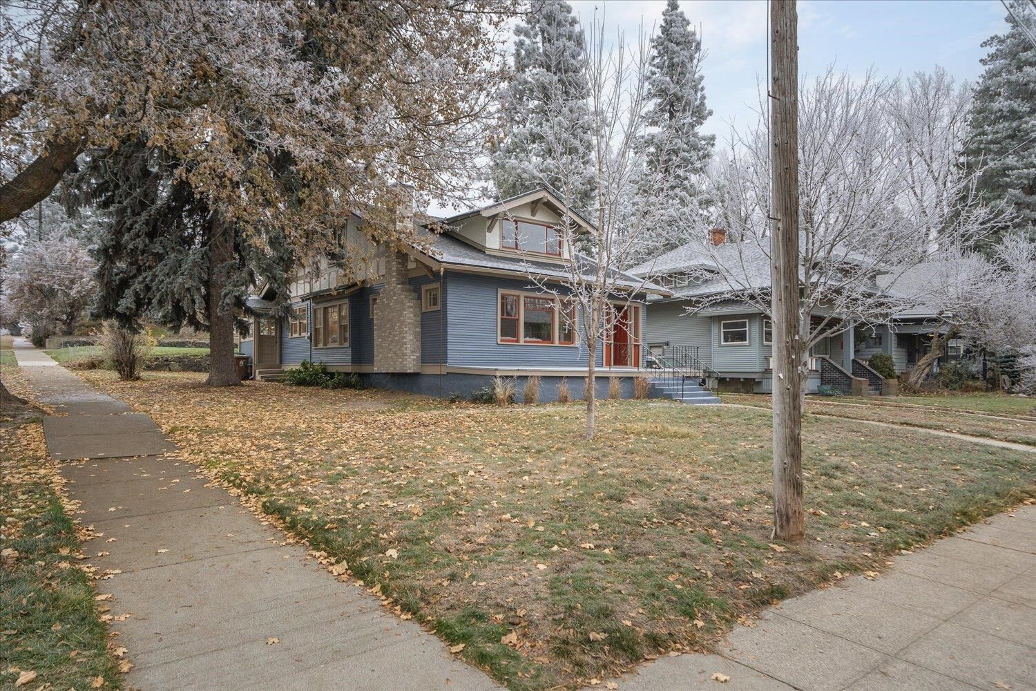 Property Photo:  401 E 16th Ave  WA 99203 