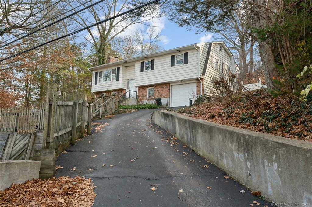 Property Photo:  2 Old Mill Road  CT 06375 