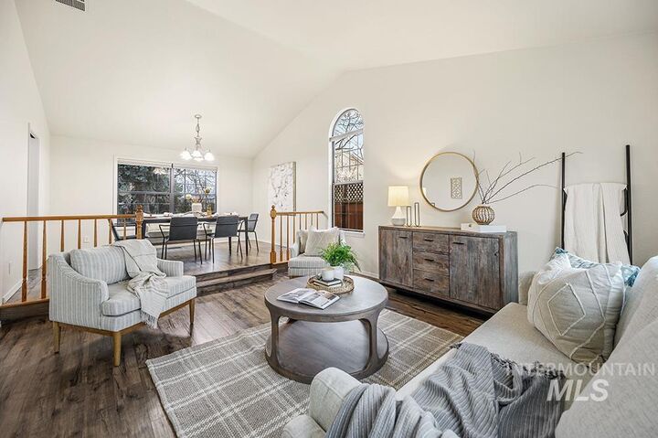 4 bed Boise home for sale 4005 N Clayton Ave, Boise, ID 83704