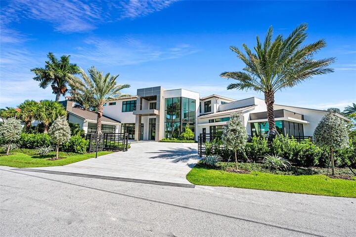 Property Photo:  51 Isla Bahia Dr  FL 33316 