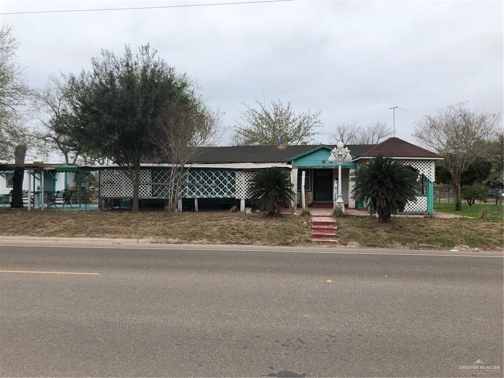 Property Photo: 722 E Champion Street TX 78539