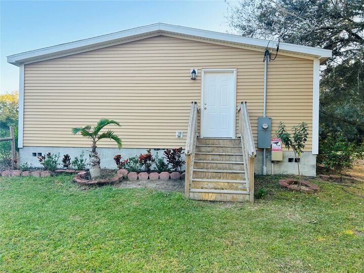 Property Photo: 2606 Kirkland Road FL 33527