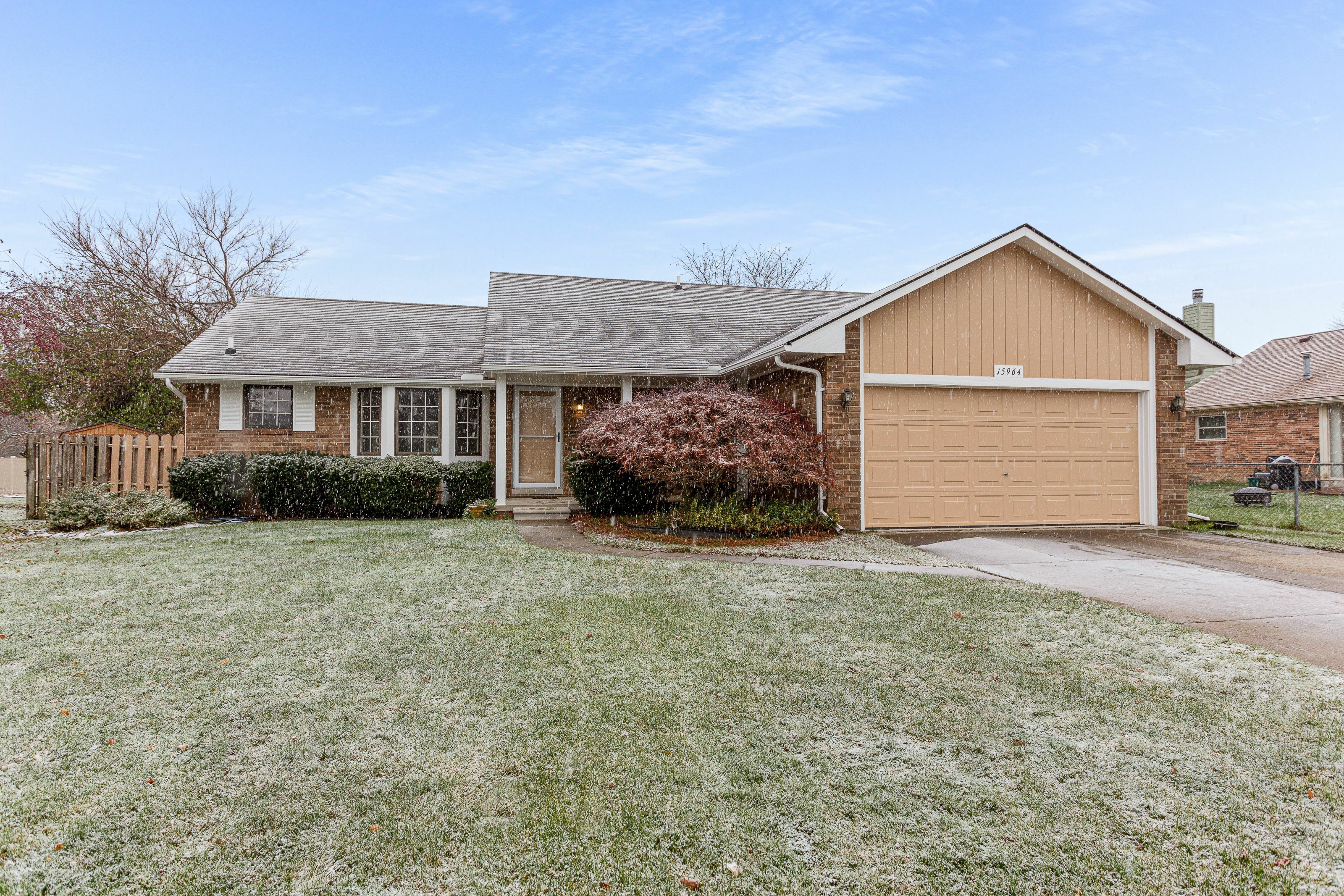 Property Photo: 15964 Swathmore Court MI 48154 1054