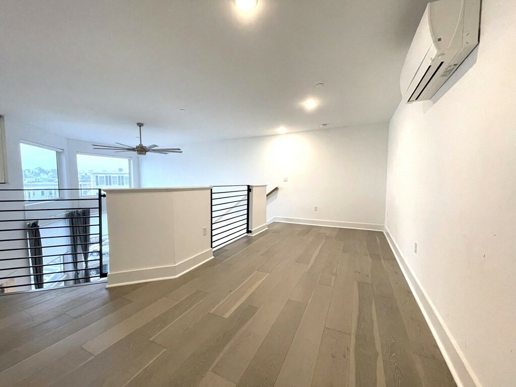 Property Photo: 25 Eleanor Street 207 MA 02150