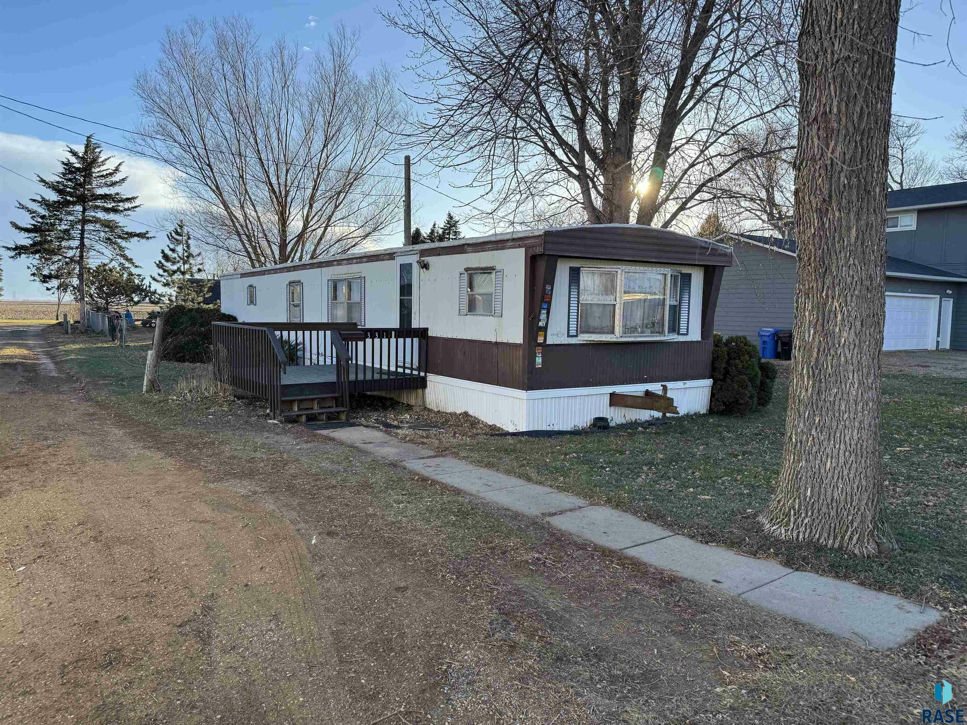 Property Photo:  331 Dewey Ave  SD 57015 