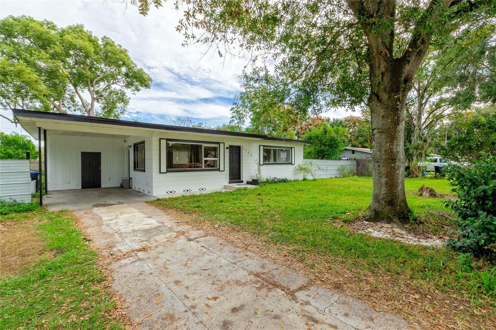 Property Photo:  2209 Murdock Boulevard  FL 32817 