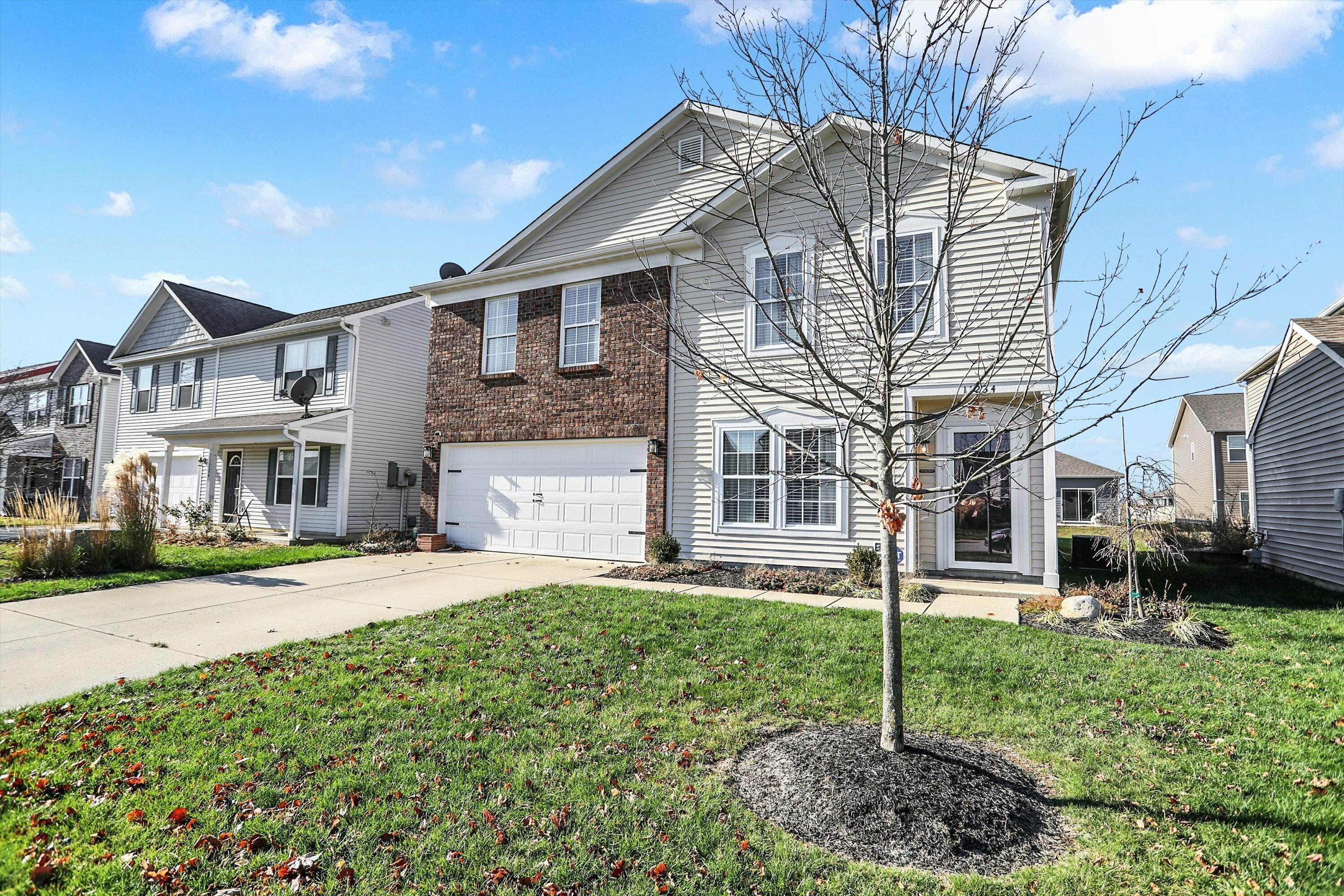 Property Photo: 11234 N. Sashing Way IN 46157