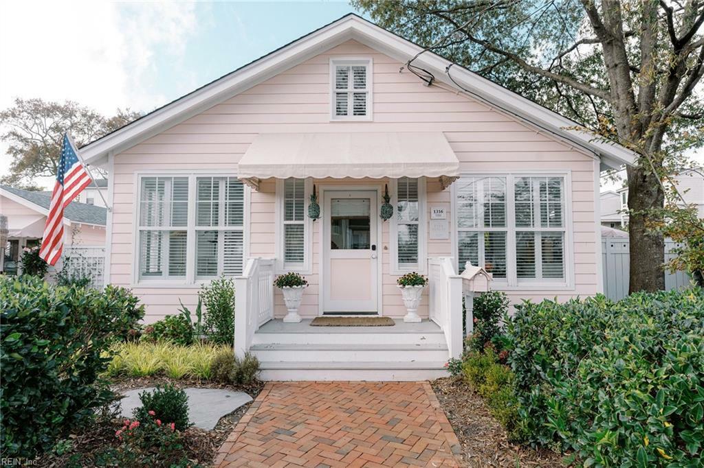 Property Photo:  1316 Cypress Avenue  VA 23451 