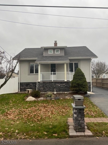 Property Photo:  692 Woodrow Ave  NJ 08807 