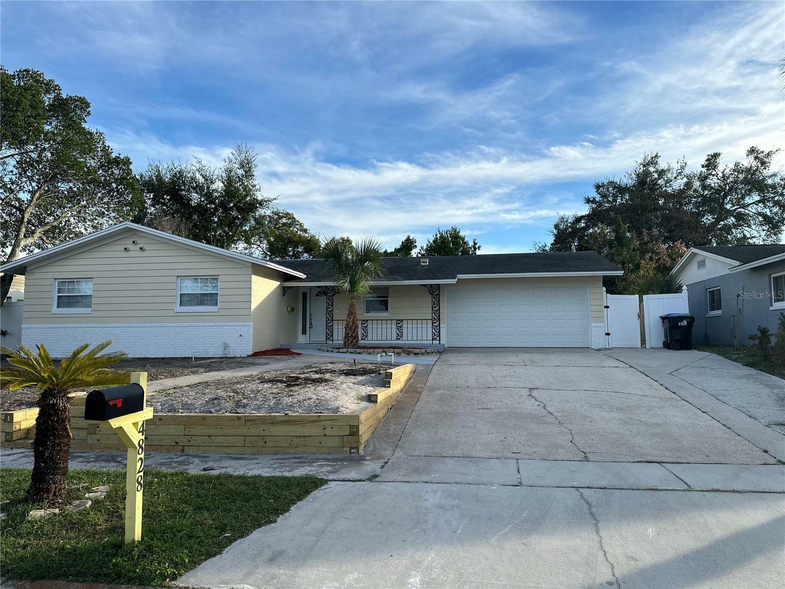 Property Photo:  4828 Judy Ann Court  FL 32808 