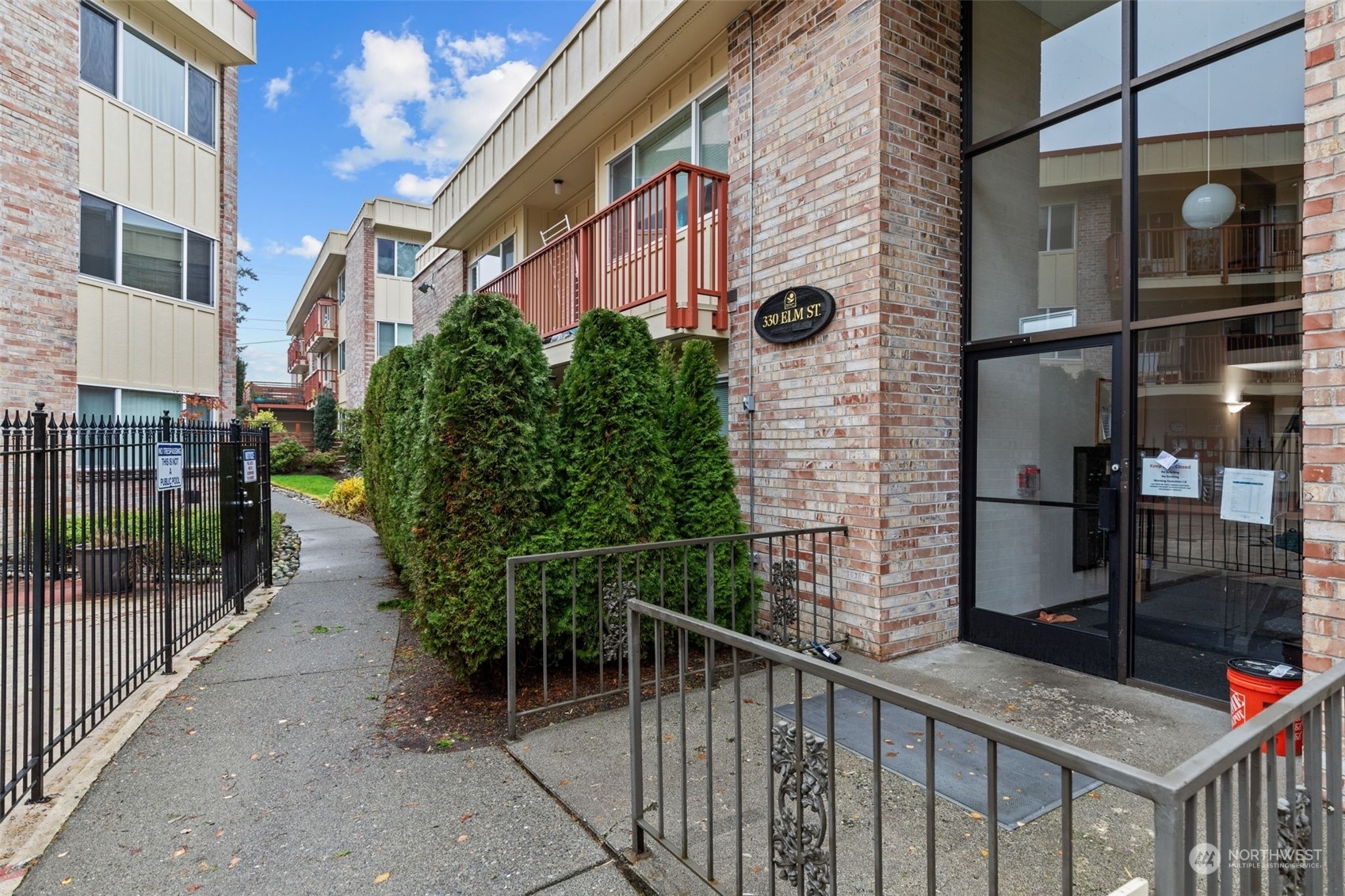 Property Photo: 330 Elm Street 302 WA 98203