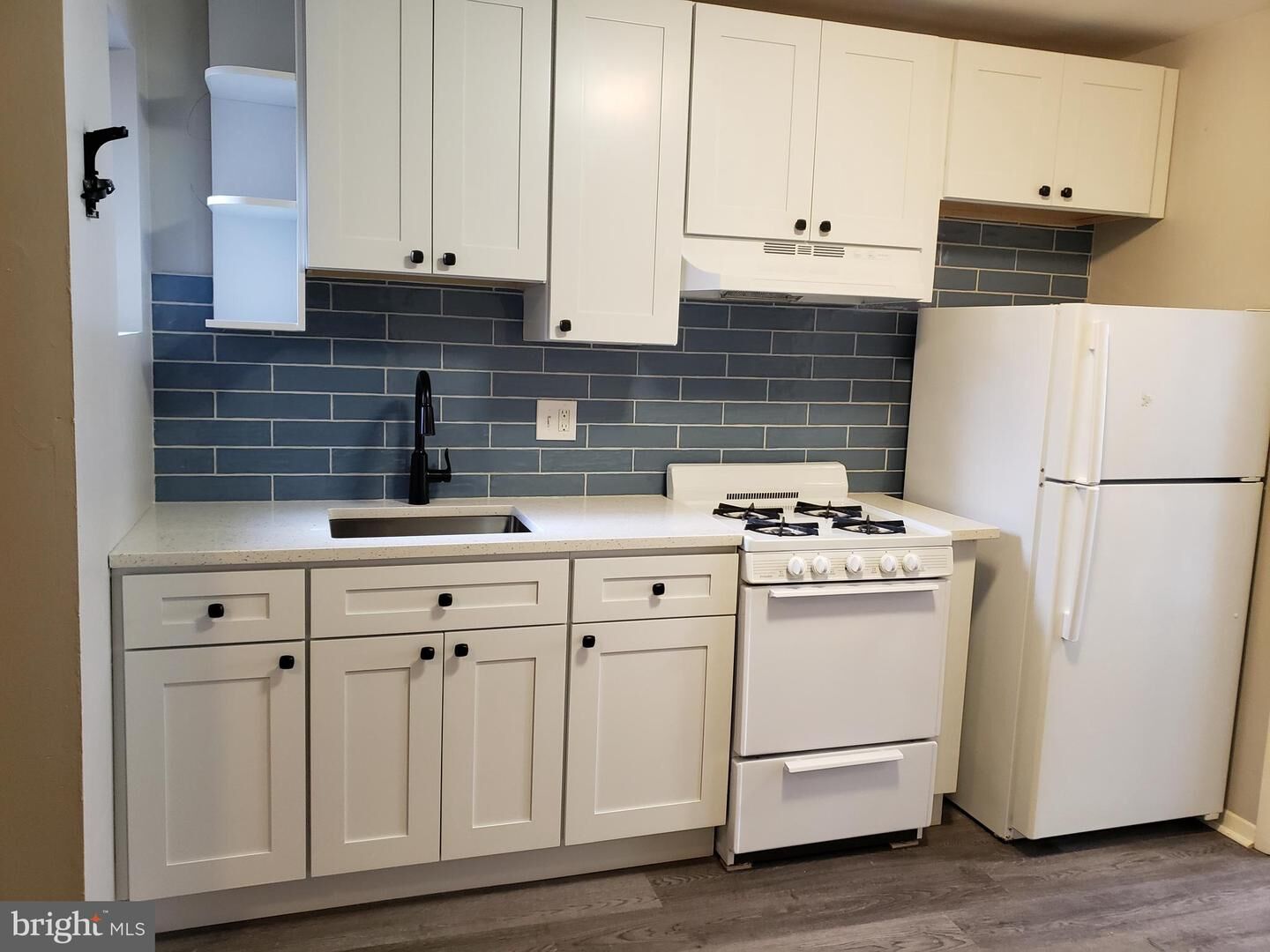 Property Photo:  2208 S 15th Street 1  PA 19145