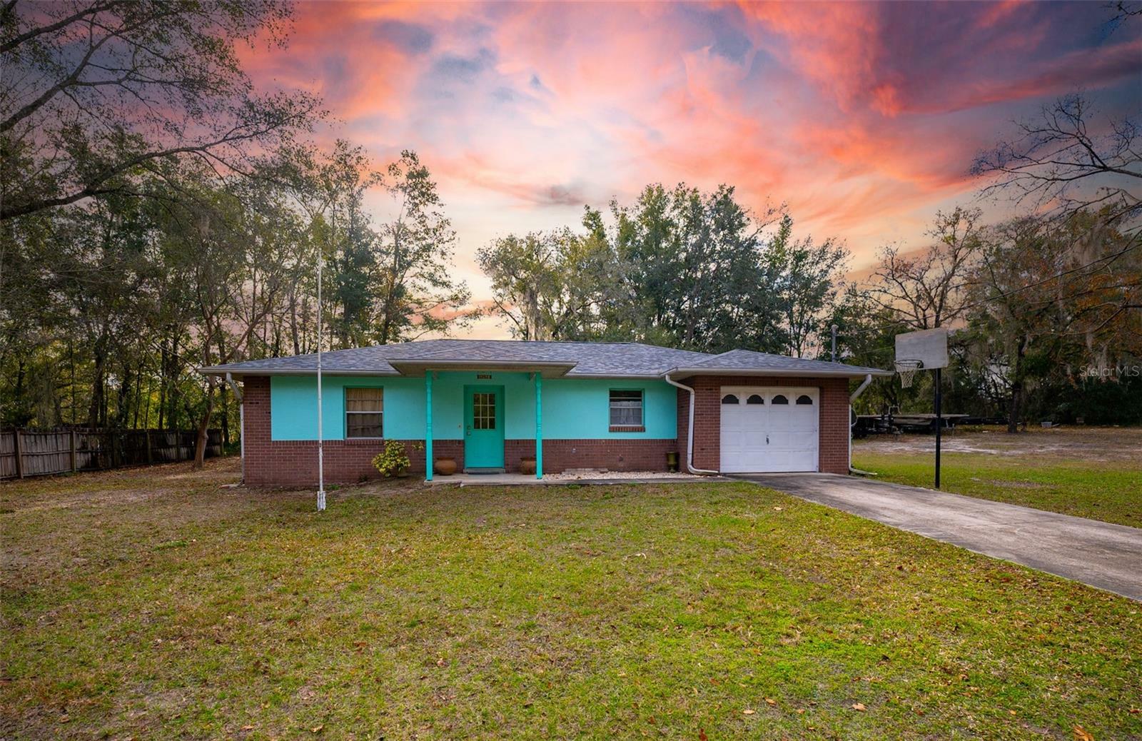 Property Photo:  19098 Saint George Drive  FL 34432 