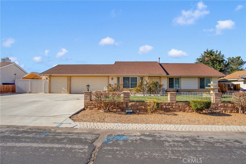 Property Photo:  11676 Viola Court  CA 92392 