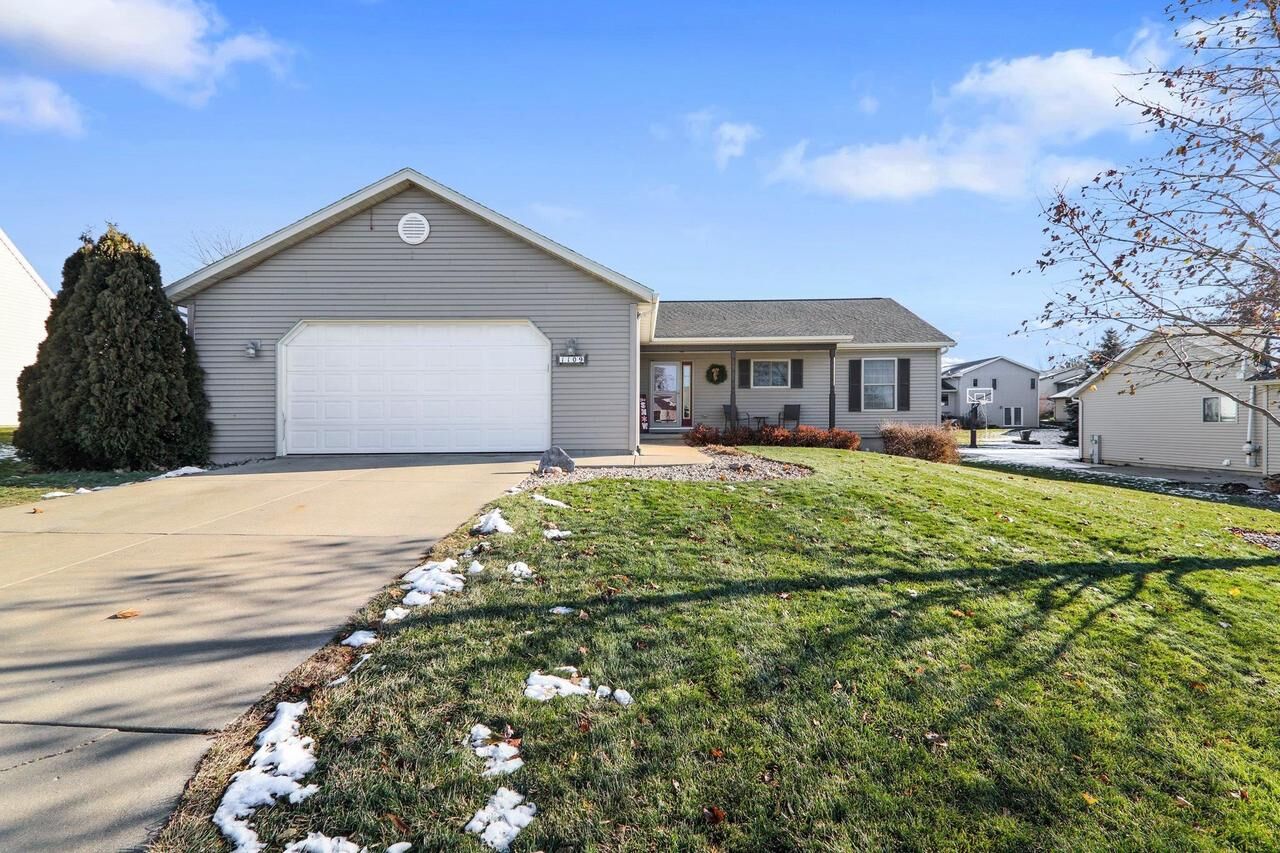 Property Photo:  1109 Georgene Street  WI 53533 