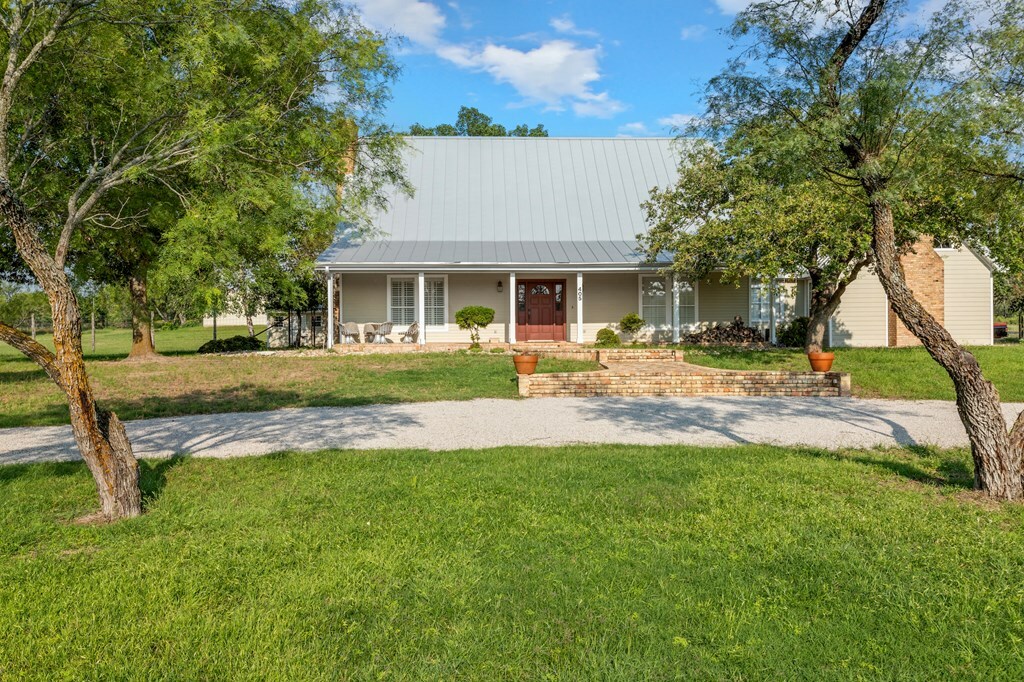 Property Photo:  405 Frederick Rd  TX 78624 