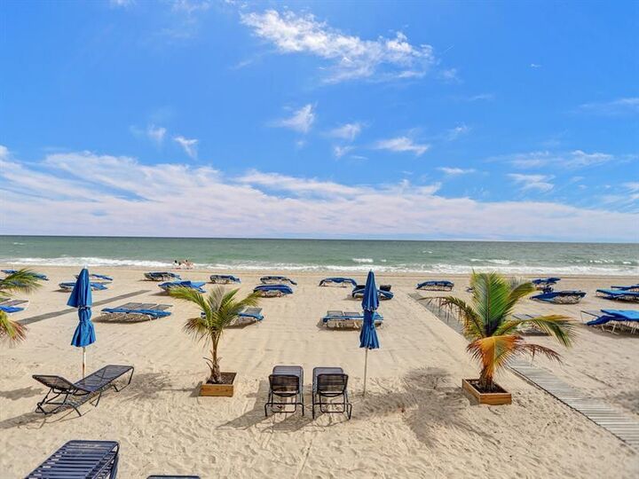 Property Photo:  3700 Galt Ocean Dr 1215  FL 33308 