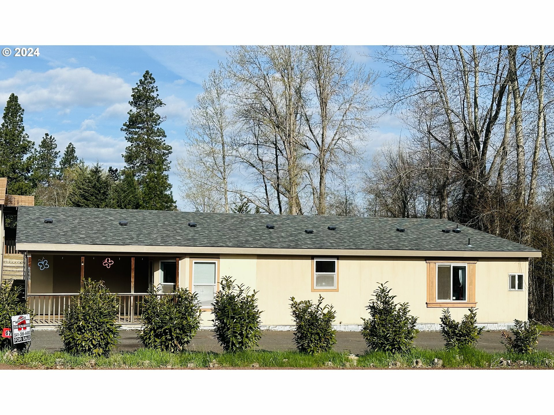 Property Photo:  6770 Cooper Spur Rd  OR 97041 