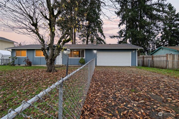 Property Photo: 22201 44th Avenue E WA 98387