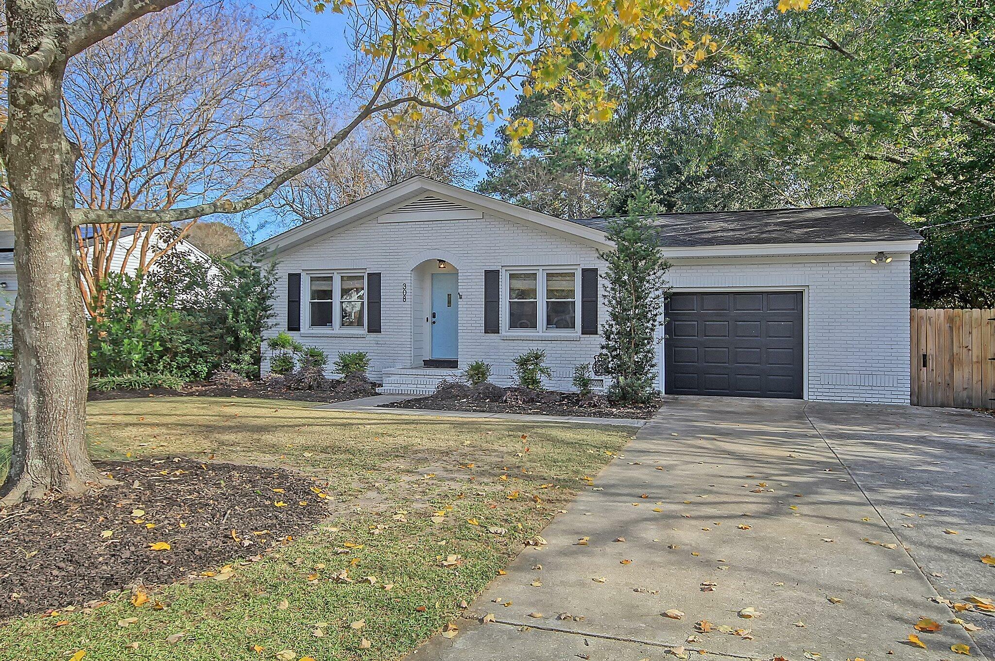 Property Photo: 308 Culver Avenue SC 29407